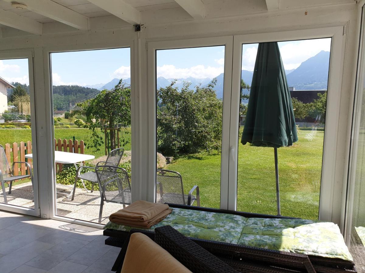 Ferienwohnung Metzler - Blick Auf Die Berge Göfis Exteriör bild