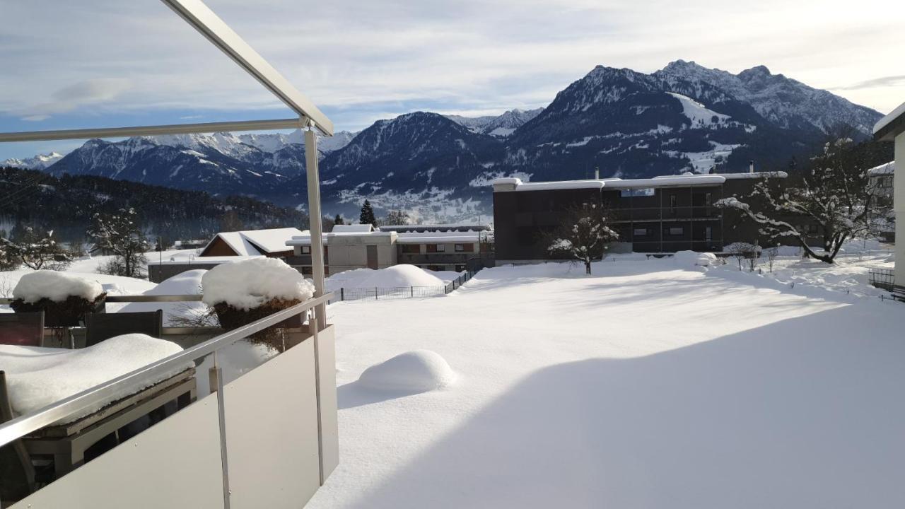 Ferienwohnung Metzler - Blick Auf Die Berge Göfis Exteriör bild