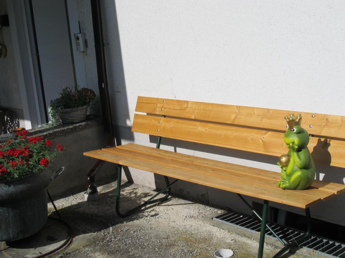 Ferienwohnung Metzler - Blick Auf Die Berge Göfis Exteriör bild